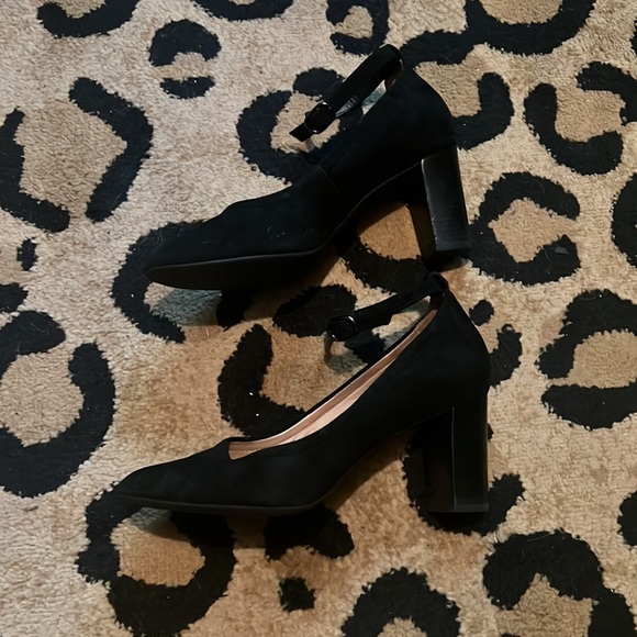 Clarks Chryssa Jana Black Suede Ankle Strap Heels Size 10 - Picture 3 of 11